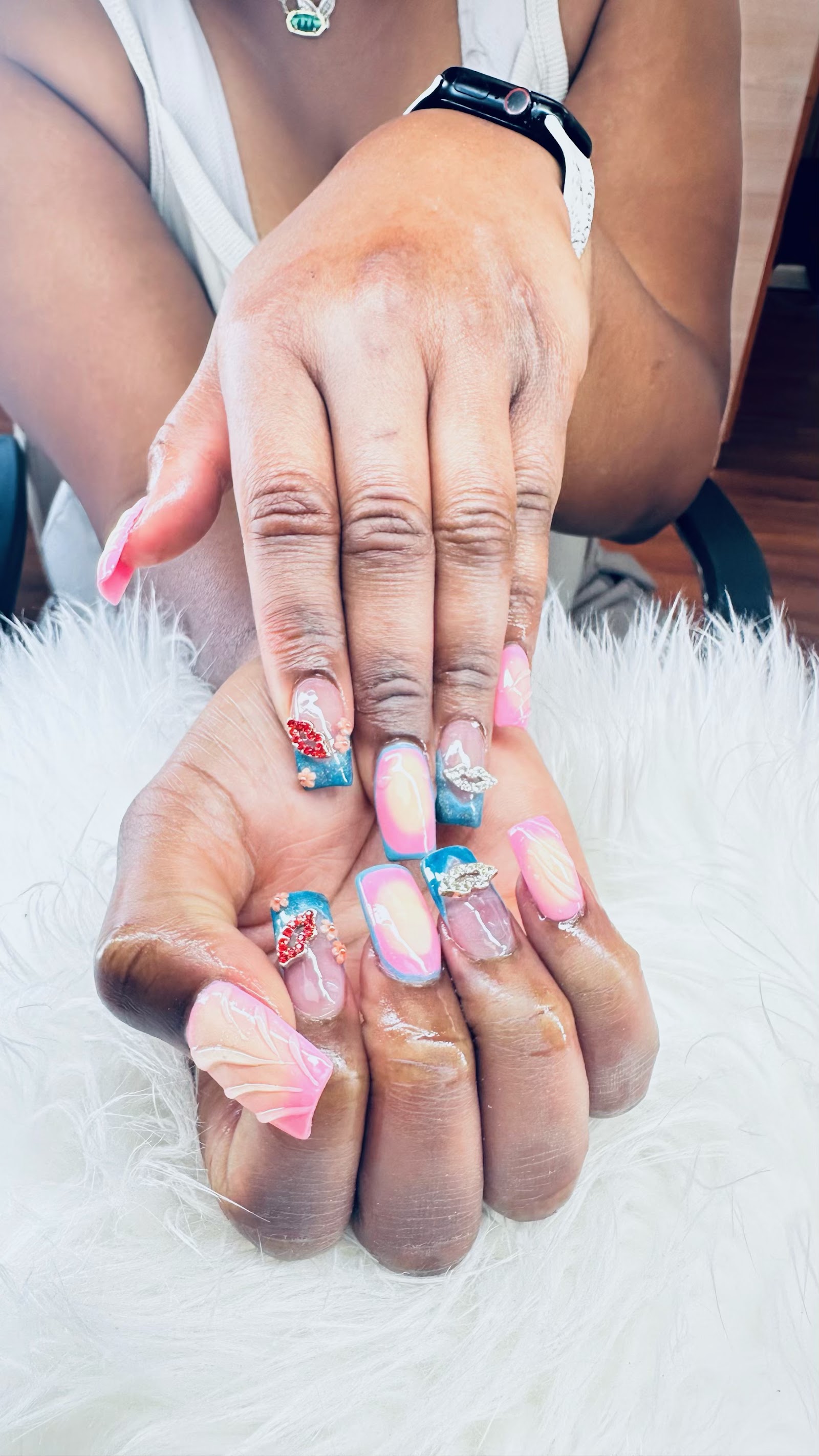 T&T Nails nail work in Aurora, Colorado
